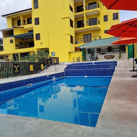 Cactus Creek Hotel Aburi Exterior photo